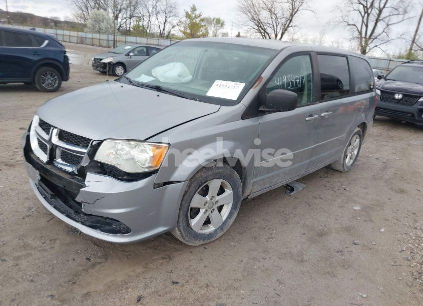 Photo 2 of 2013 Dodge Grand CARAVAN SE (VIN 2C4RDGBG4DR762841)