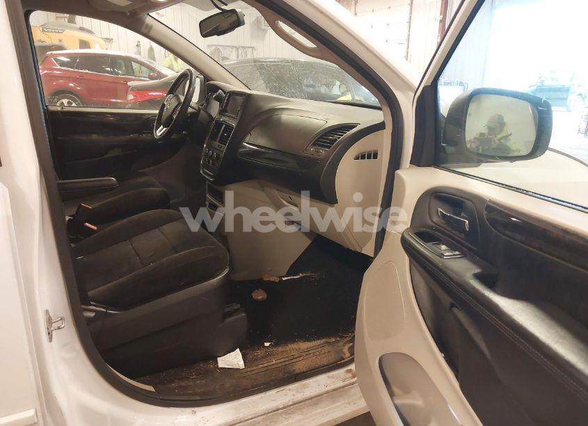 Photo 5 of 2014 Dodge Grand CARAVAN SE/SXT (VIN 2C4RDGBG4ER140208)