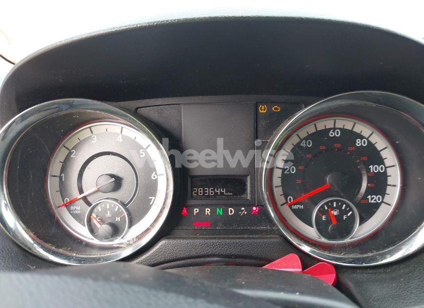 Photo 7 of 2014 Dodge Grand CARAVAN SE (VIN 2C4RDGBG4ER236131)