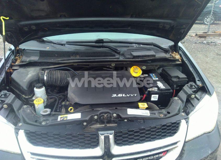 Photo 10 of 2014 Dodge Grand CARAVAN SE (VIN 2C4RDGBG4ER451489)