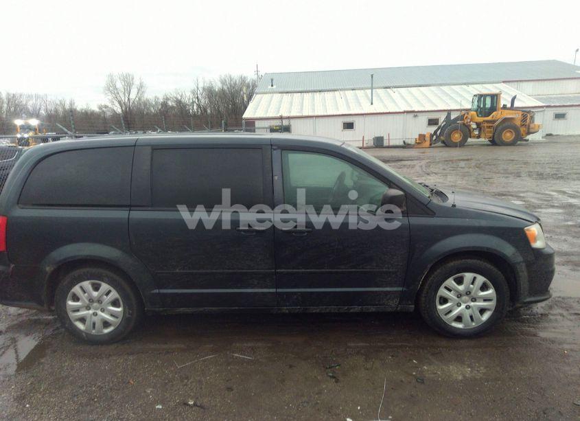 Photo 13 of 2014 Dodge Grand CARAVAN SE (VIN 2C4RDGBG4ER451489)