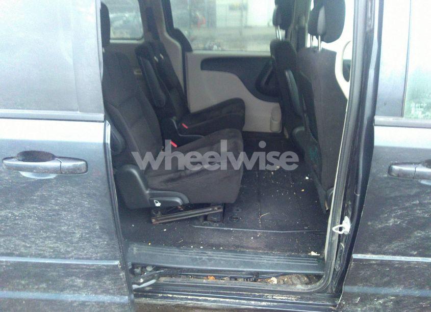 Photo 8 of 2014 Dodge Grand CARAVAN SE (VIN 2C4RDGBG4ER451489)