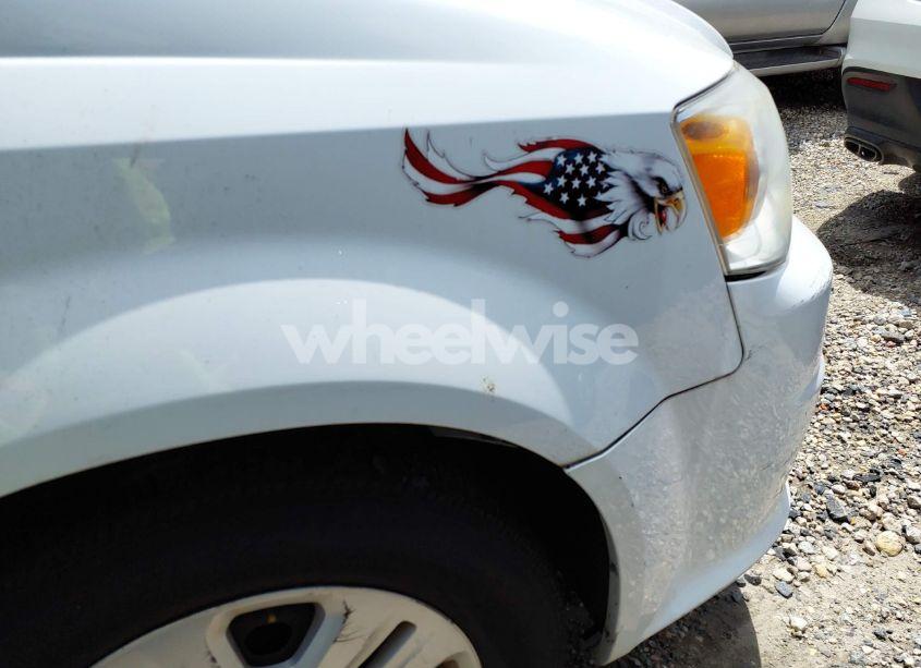 Photo 14 of 2015 Dodge Grand CARAVAN AMERICAN VALUE PKG (VIN 2C4RDGBG4FR511904)