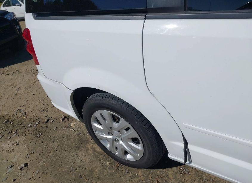 Photo 18 of 2015 Dodge Grand CARAVAN SE (VIN 2C4RDGBG4FR563694)