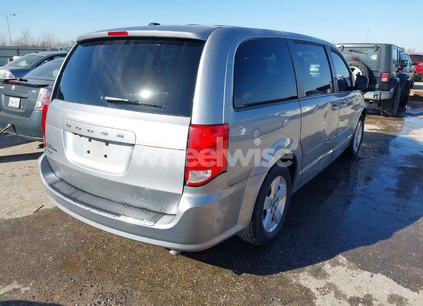 Photo 4 of 2015 Dodge Grand CARAVAN SE (VIN 2C4RDGBG4FR613767)