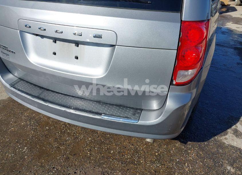 Photo 6 of 2015 Dodge Grand CARAVAN SE (VIN 2C4RDGBG4FR613767)