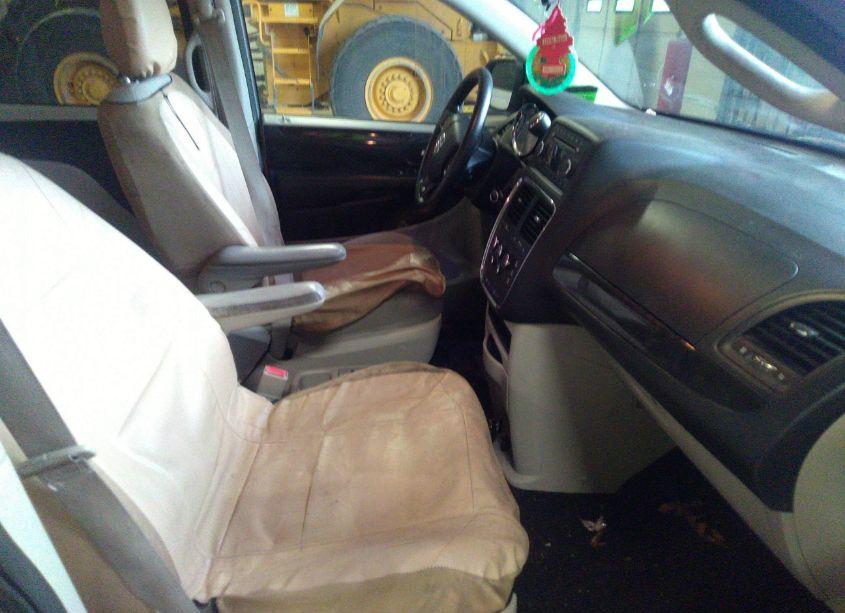 Photo 5 of 2015 Dodge Grand CARAVAN AVP/SE (VIN 2C4RDGBG4FR615440)