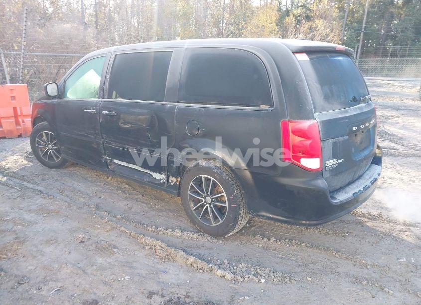 Photo 3 of 2015 Dodge Grand CARAVAN SE (VIN 2C4RDGBG4FR651242)