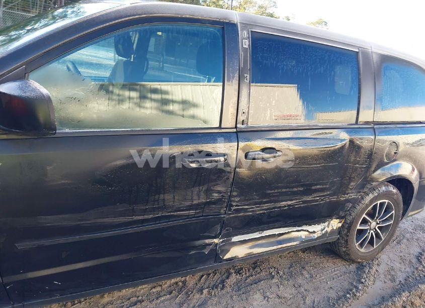 Photo 6 of 2015 Dodge Grand CARAVAN SE (VIN 2C4RDGBG4FR651242)