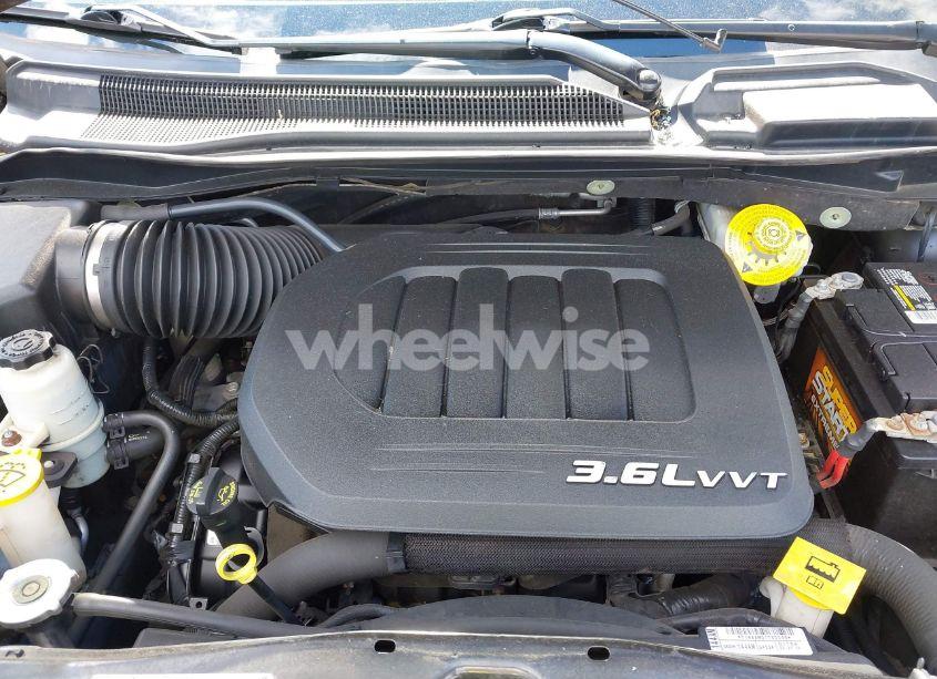 Photo 10 of 2015 Dodge Grand CARAVAN SE (VIN 2C4RDGBG4FR683415)