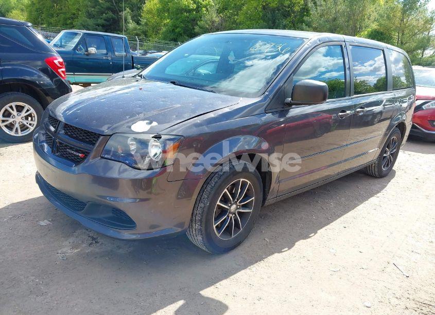 Photo 2 of 2015 Dodge Grand CARAVAN SE (VIN 2C4RDGBG4FR683415)