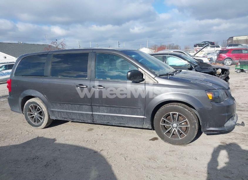 Photo 13 of 2015 Dodge Grand CARAVAN SE (VIN 2C4RDGBG4FR684158)