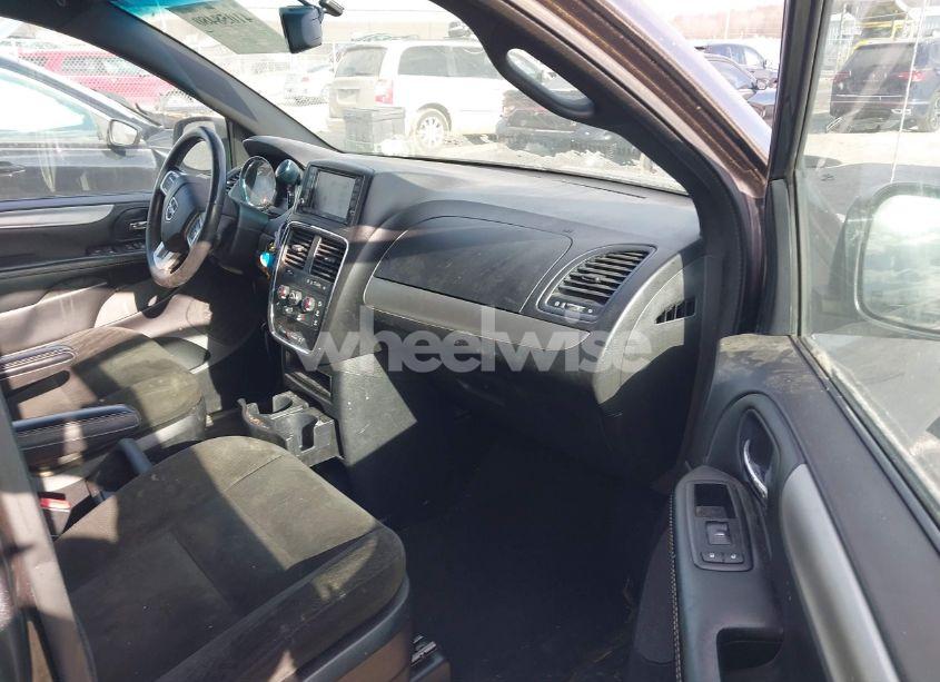 Photo 5 of 2015 Dodge Grand CARAVAN SE (VIN 2C4RDGBG4FR684158)