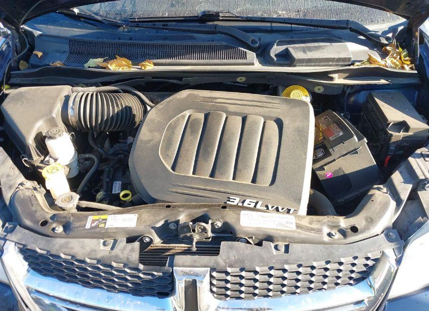 Photo 10 of 2016 Dodge Grand CARAVAN SE (VIN 2C4RDGBG4GR106238)