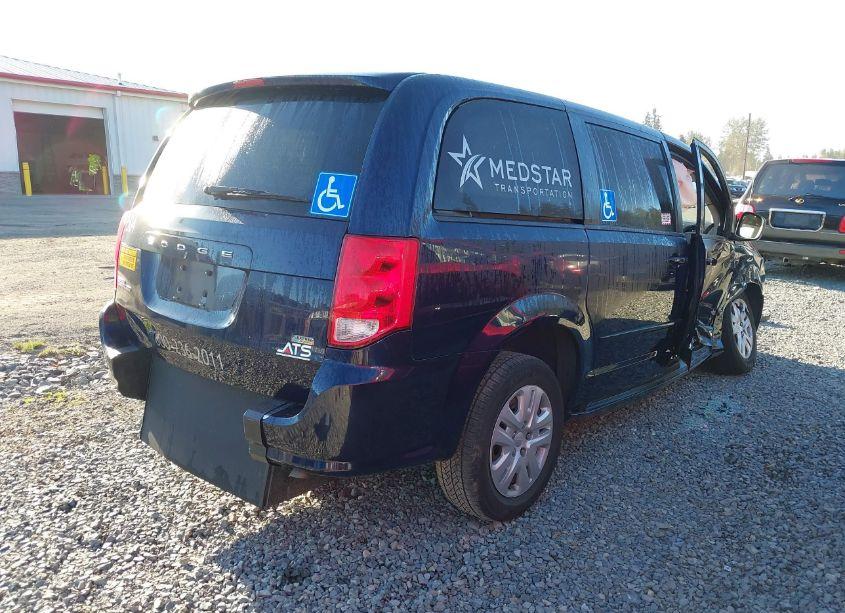 Photo 4 of 2016 Dodge Grand CARAVAN SE (VIN 2C4RDGBG4GR106238)