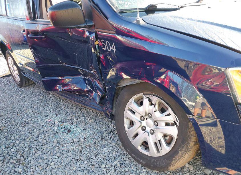 Photo 6 of 2016 Dodge Grand CARAVAN SE (VIN 2C4RDGBG4GR106238)