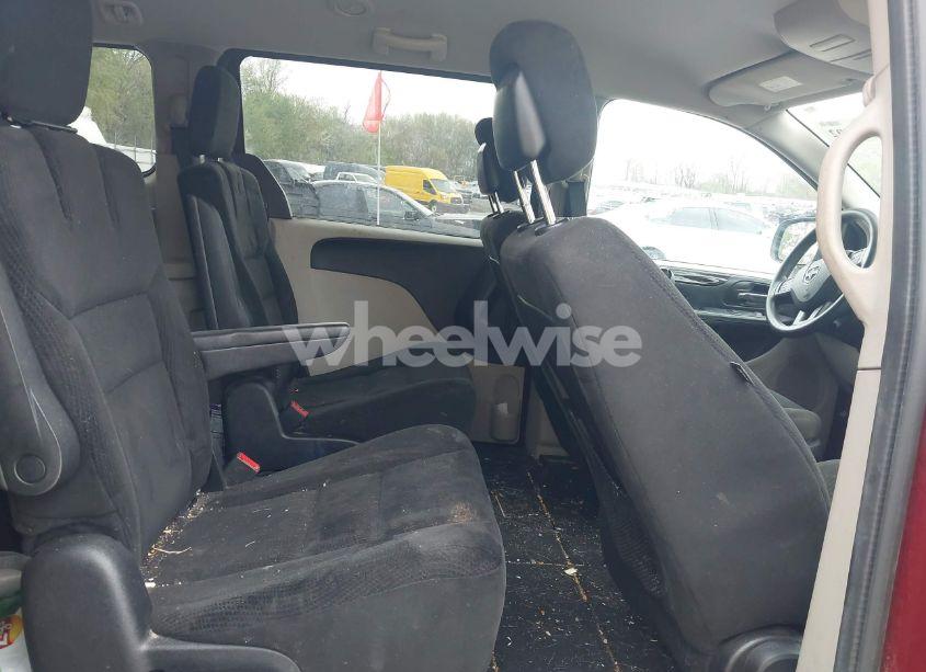 Photo 8 of 2016 Dodge Grand CARAVAN SE (VIN 2C4RDGBG4GR109432)