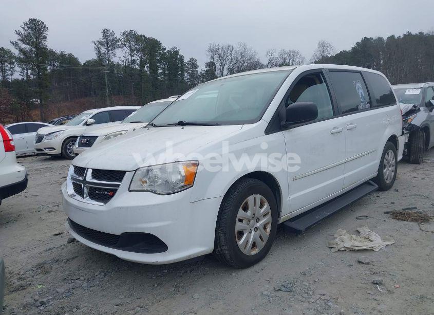 Photo 2 of 2016 Dodge Grand CARAVAN SE (VIN 2C4RDGBG4GR125940)