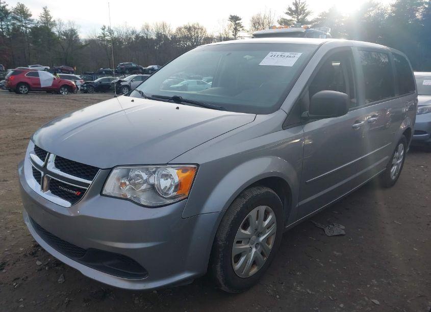 Photo 2 of 2016 Dodge Grand CARAVAN SE (VIN 2C4RDGBG4GR144536)