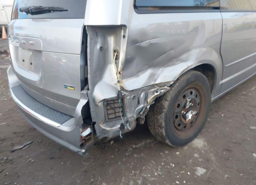 Photo 6 of 2016 Dodge Grand CARAVAN SE (VIN 2C4RDGBG4GR144536)