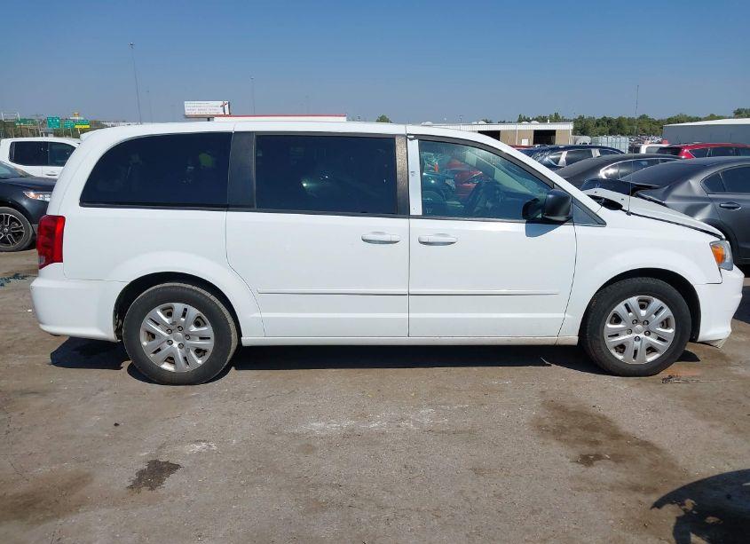 Photo 13 of 2016 Dodge Grand CARAVAN SE (VIN 2C4RDGBG4GR182235)