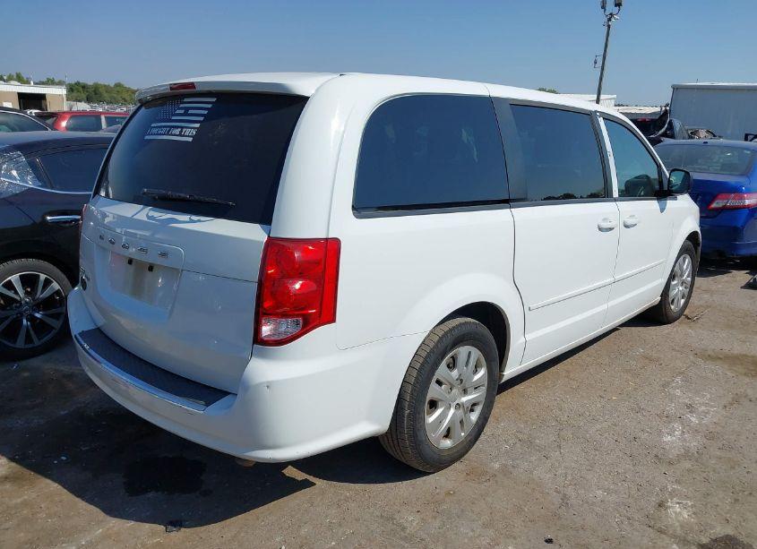 Photo 4 of 2016 Dodge Grand CARAVAN SE (VIN 2C4RDGBG4GR182235)
