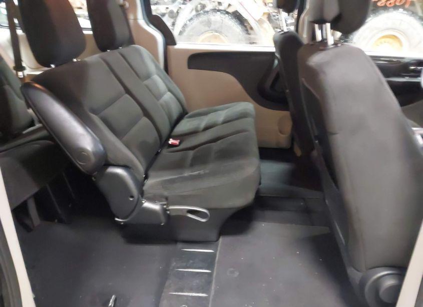 Photo 8 of 2016 Dodge Grand CARAVAN AMERICAN VALUE PKG (VIN 2C4RDGBG4GR358572)