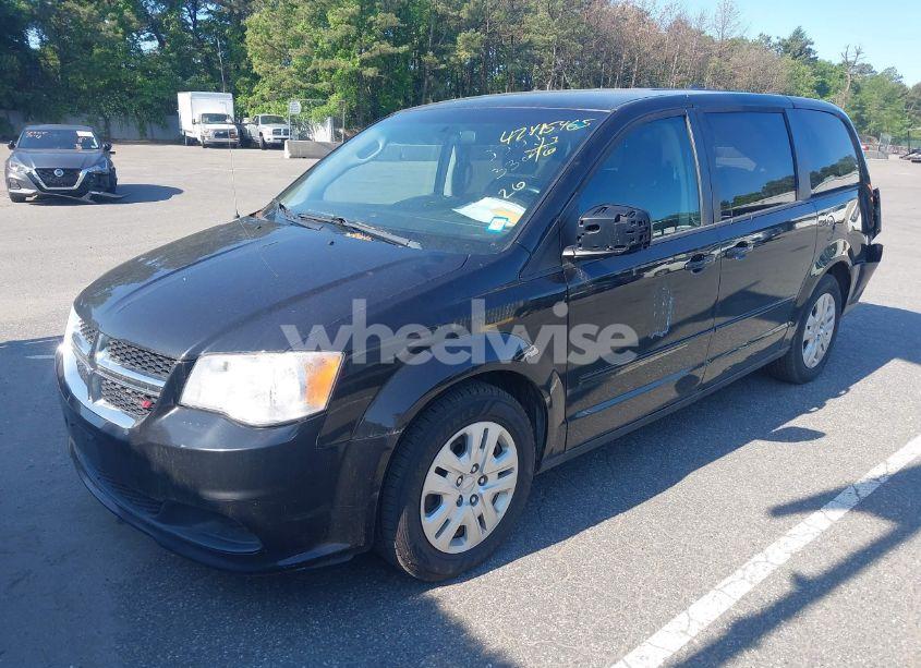 Photo 2 of 2016 Dodge Grand CARAVAN SE (VIN 2C4RDGBG4GR366056)