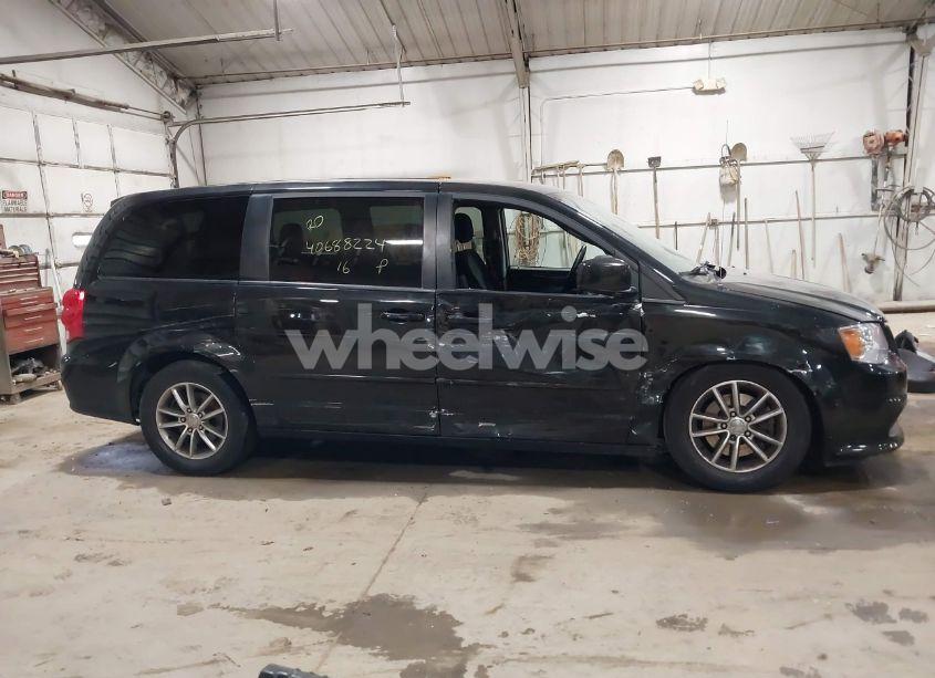 Photo 13 of 2016 Dodge Grand CARAVAN SE PLUS (VIN 2C4RDGBG4GR388770)