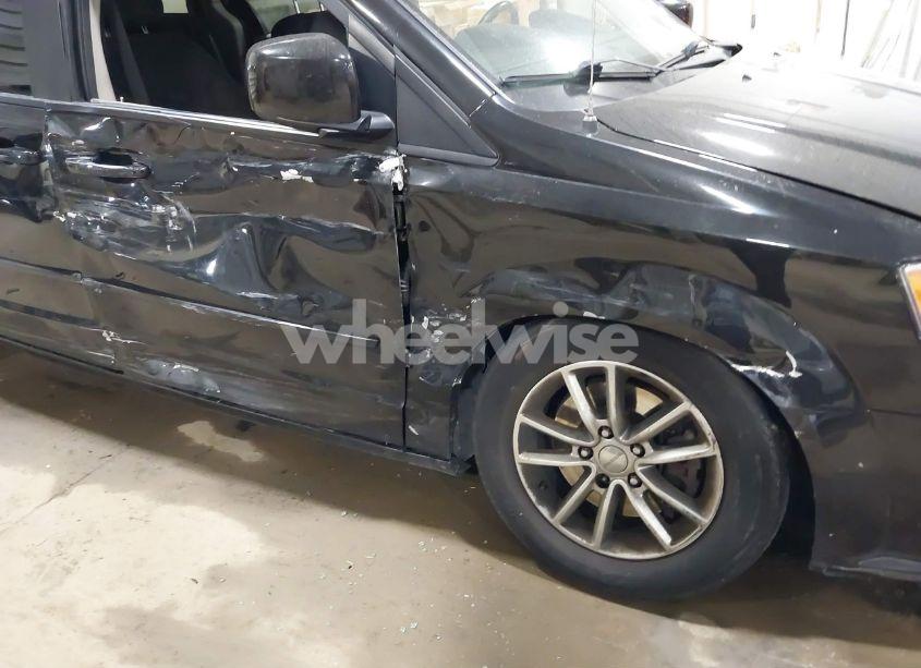 Photo 6 of 2016 Dodge Grand CARAVAN SE PLUS (VIN 2C4RDGBG4GR388770)