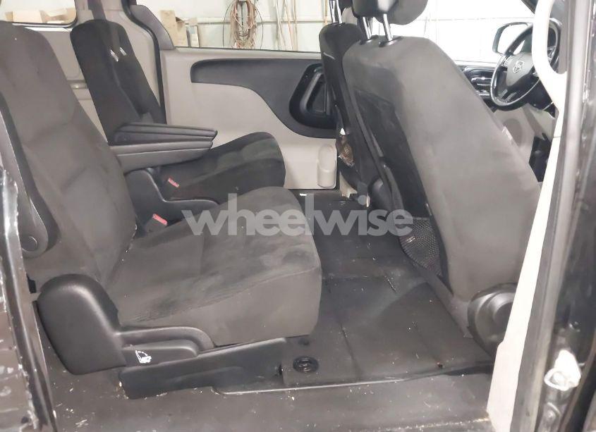 Photo 8 of 2016 Dodge Grand CARAVAN SE PLUS (VIN 2C4RDGBG4GR388770)