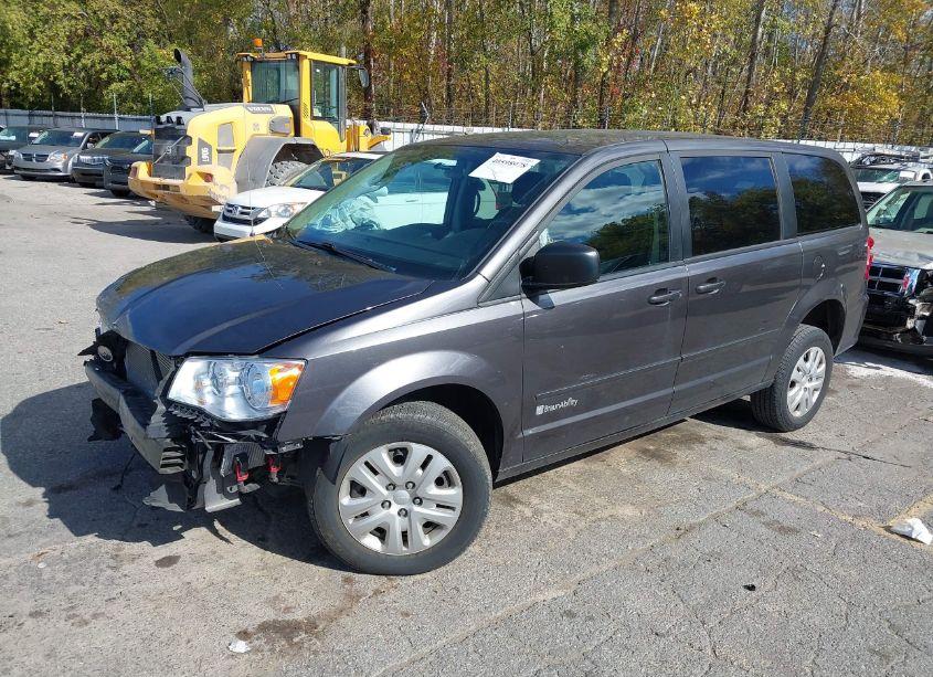 Photo 2 of 2017 Dodge Grand CARAVAN SE (VIN 2C4RDGBG4HR582488)