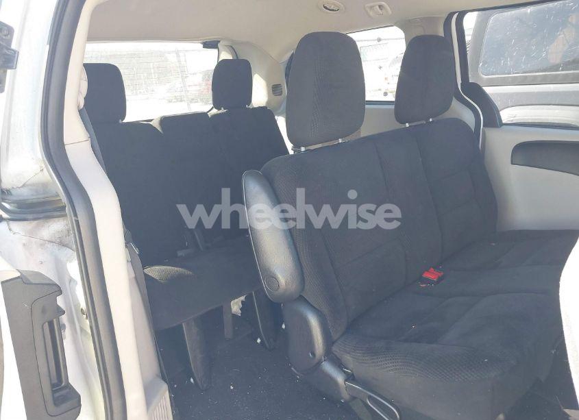 Photo 8 of 2017 Dodge Grand CARAVAN SE (VIN 2C4RDGBG4HR602612)