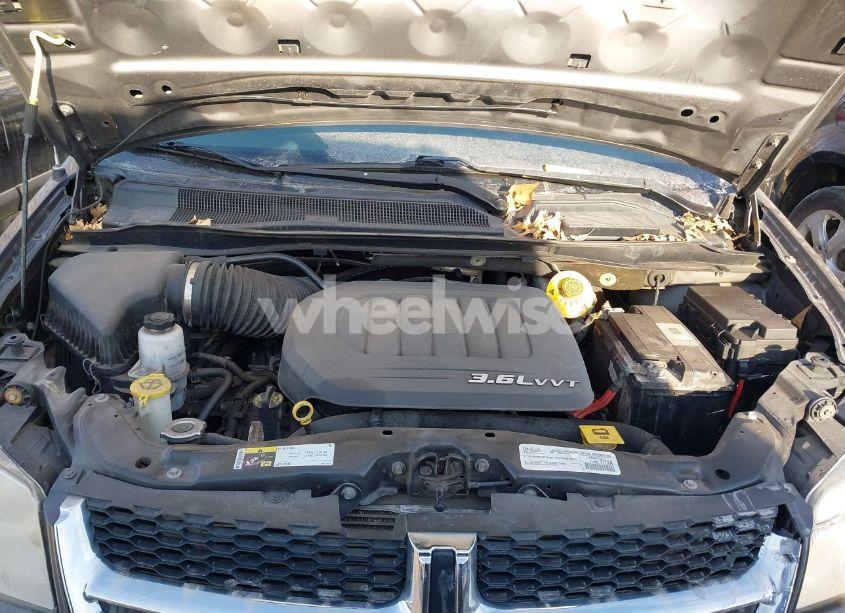 Photo 10 of 2017 Dodge Grand CARAVAN SE (VIN 2C4RDGBG4HR681070)