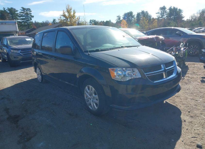 2018 Dodge Grand CARAVAN SE (VIN 2C4RDGBG4JR135858) main photo