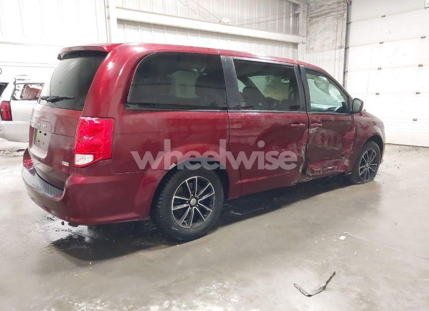 Photo 4 of 2018 Dodge Grand CARAVAN SE PLUS (VIN 2C4RDGBG4JR220411)