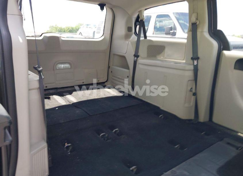 Photo 8 of 2019 Dodge Grand CARAVAN SE (VIN 2C4RDGBG4KR587150)