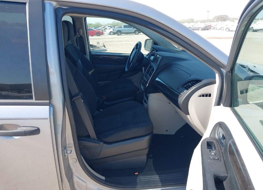 Photo 5 of 2020 Dodge Grand CARAVAN SE (VIN 2C4RDGBG4LR221965)