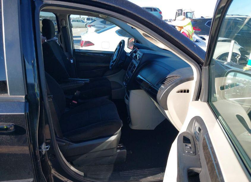 Photo 5 of 2012 Dodge Grand CARAVAN SE/AVP (VIN 2C4RDGBG5CR243392)