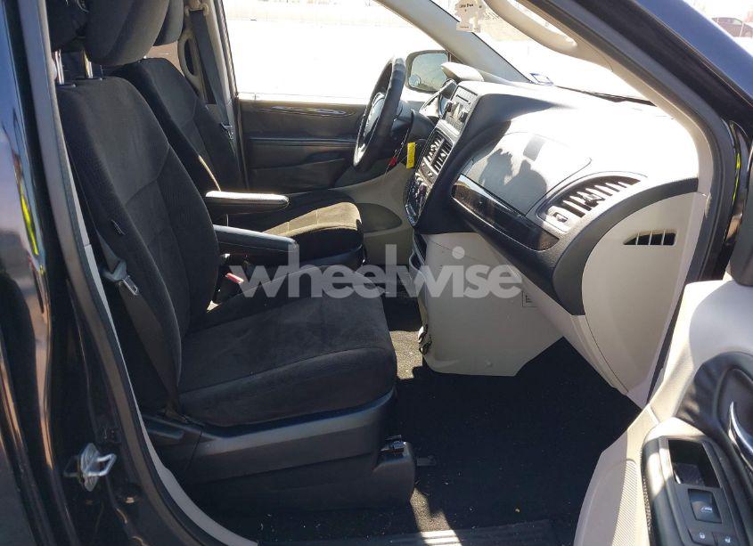 Photo 5 of 2012 Dodge Grand CARAVAN SE/AVP (VIN 2C4RDGBG5CR418465)