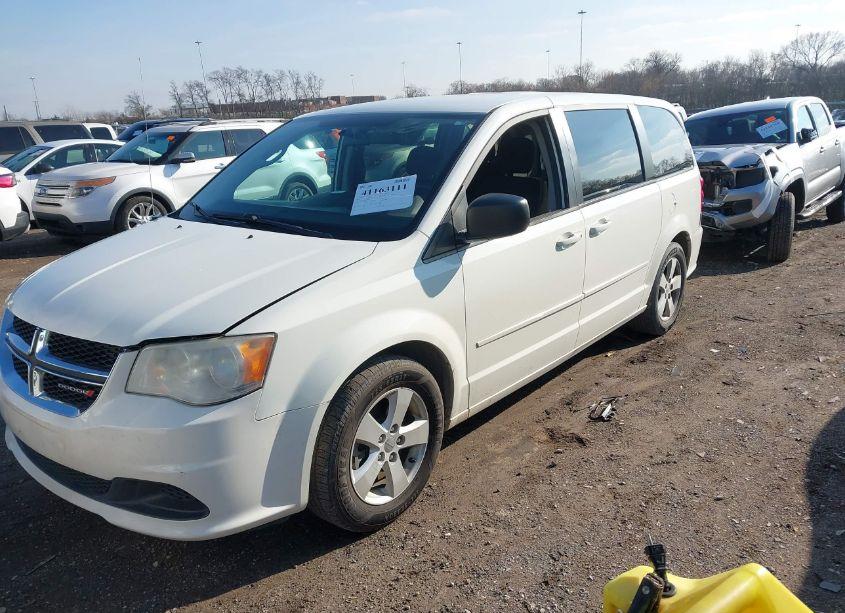 Photo 2 of 2013 Dodge Grand CARAVAN SE (VIN 2C4RDGBG5DR562714)