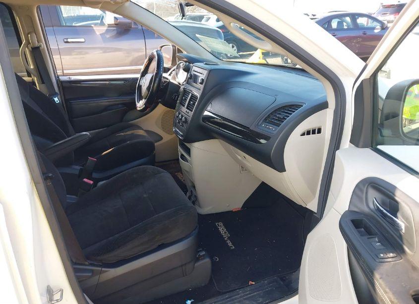 Photo 5 of 2013 Dodge Grand CARAVAN SE (VIN 2C4RDGBG5DR562714)