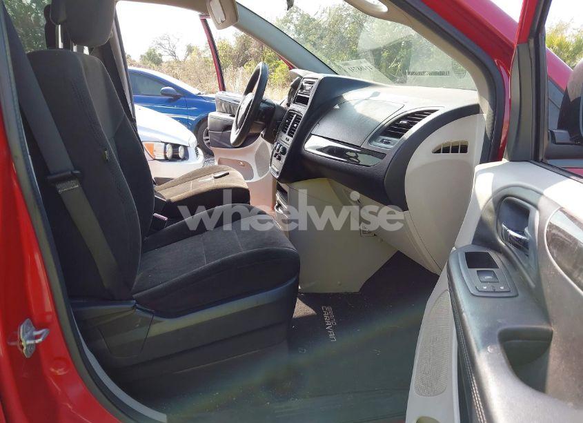 Photo 5 of 2013 Dodge Grand CARAVAN SE (VIN 2C4RDGBG5DR569839)