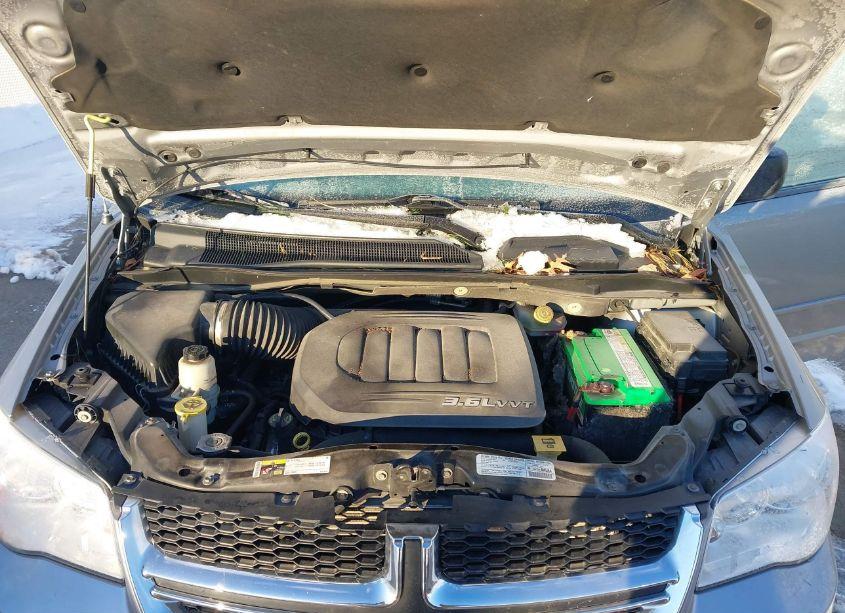 Photo 10 of 2013 Dodge Grand CARAVAN SE (VIN 2C4RDGBG5DR613192)