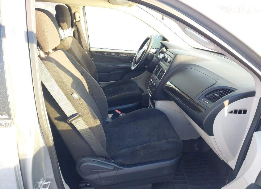 Photo 5 of 2013 Dodge Grand CARAVAN SE (VIN 2C4RDGBG5DR613192)