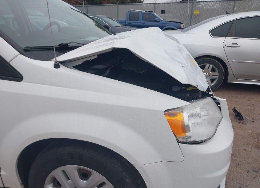 Photo 14 of 2014 Dodge Grand CARAVAN AMERICAN VALUE PKG (VIN 2C4RDGBG5ER191314)