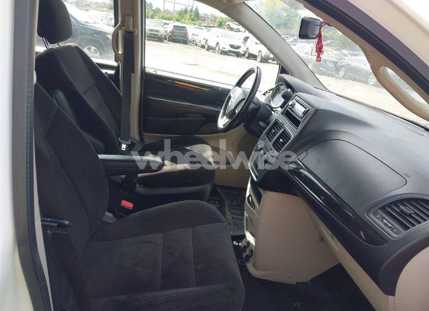 Photo 5 of 2014 Dodge Grand CARAVAN AMERICAN VALUE PKG (VIN 2C4RDGBG5ER316523)