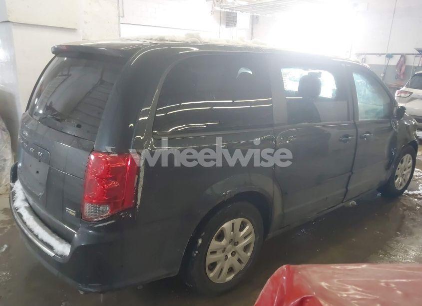 Photo 4 of 2014 Dodge Grand CARAVAN SE (VIN 2C4RDGBG5ER379802)