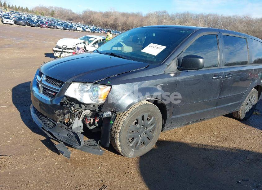 Photo 2 of 2014 Dodge Grand CARAVAN SE (VIN 2C4RDGBG5ER471637)