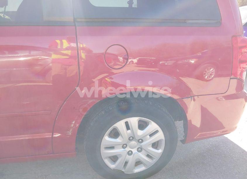 Photo 6 of 2015 Dodge Grand CARAVAN SE (VIN 2C4RDGBG5FR548279)